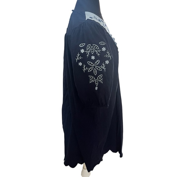 Pomander Place Tuckernut Navy Blue Embroidered Women's Dress Tunic Size Medium - Picture 3 of 10
